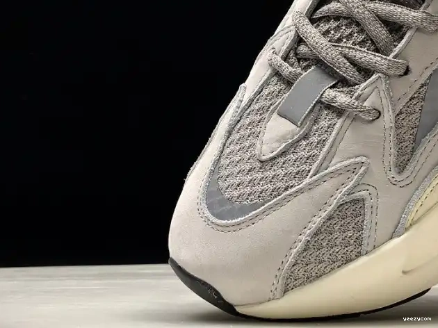 EF2829 Boost Adidas 700 Yeezy Static V2 0701